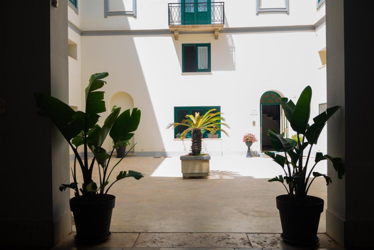 Historico Loft & Rooms Palazzo Adragna XIX 트라파니 외부 사진