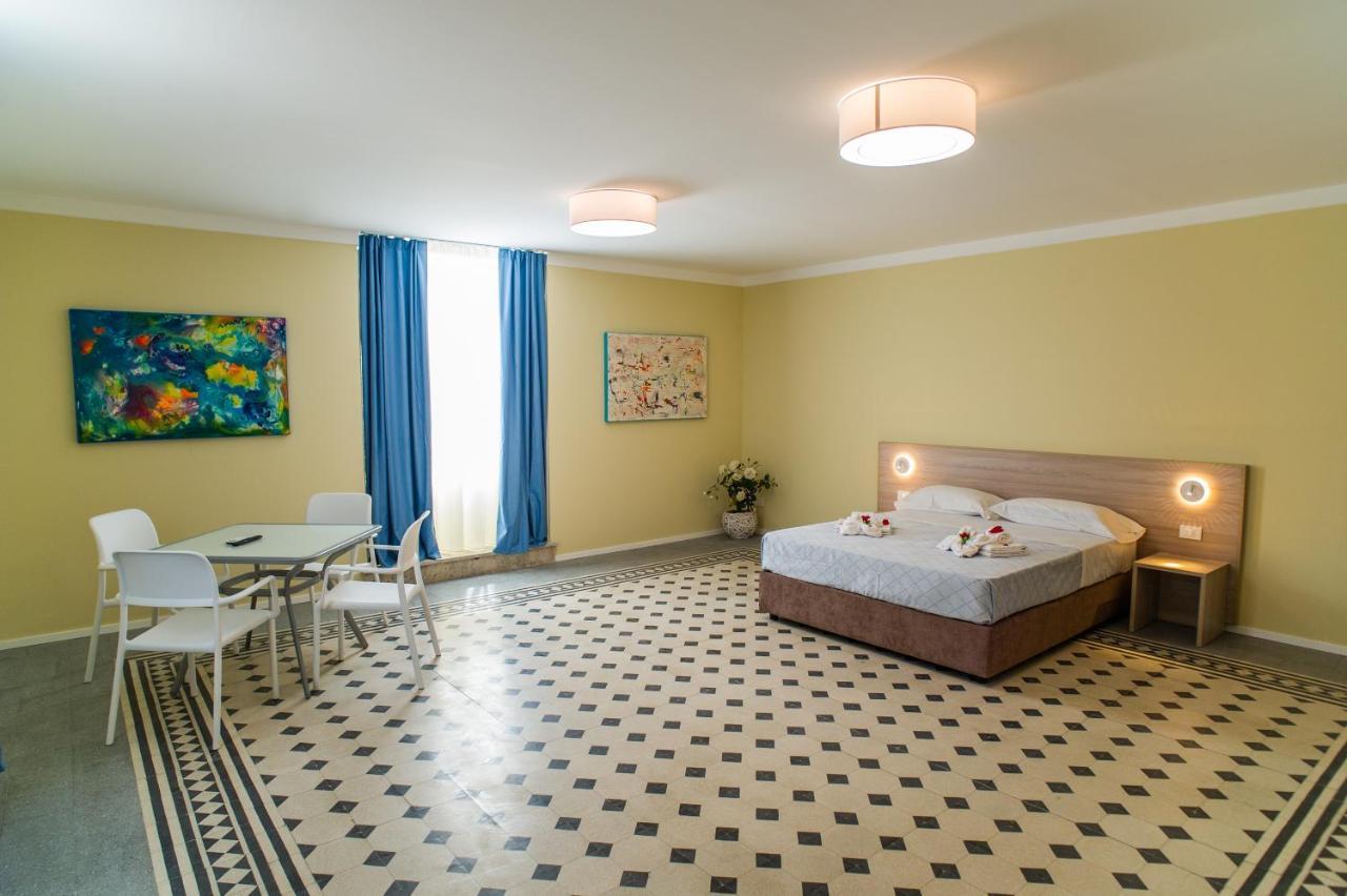 Historico Loft & Rooms Palazzo Adragna XIX 트라파니 외부 사진